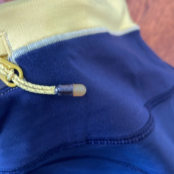 Lululemon I 8 - Picture 8 of 8